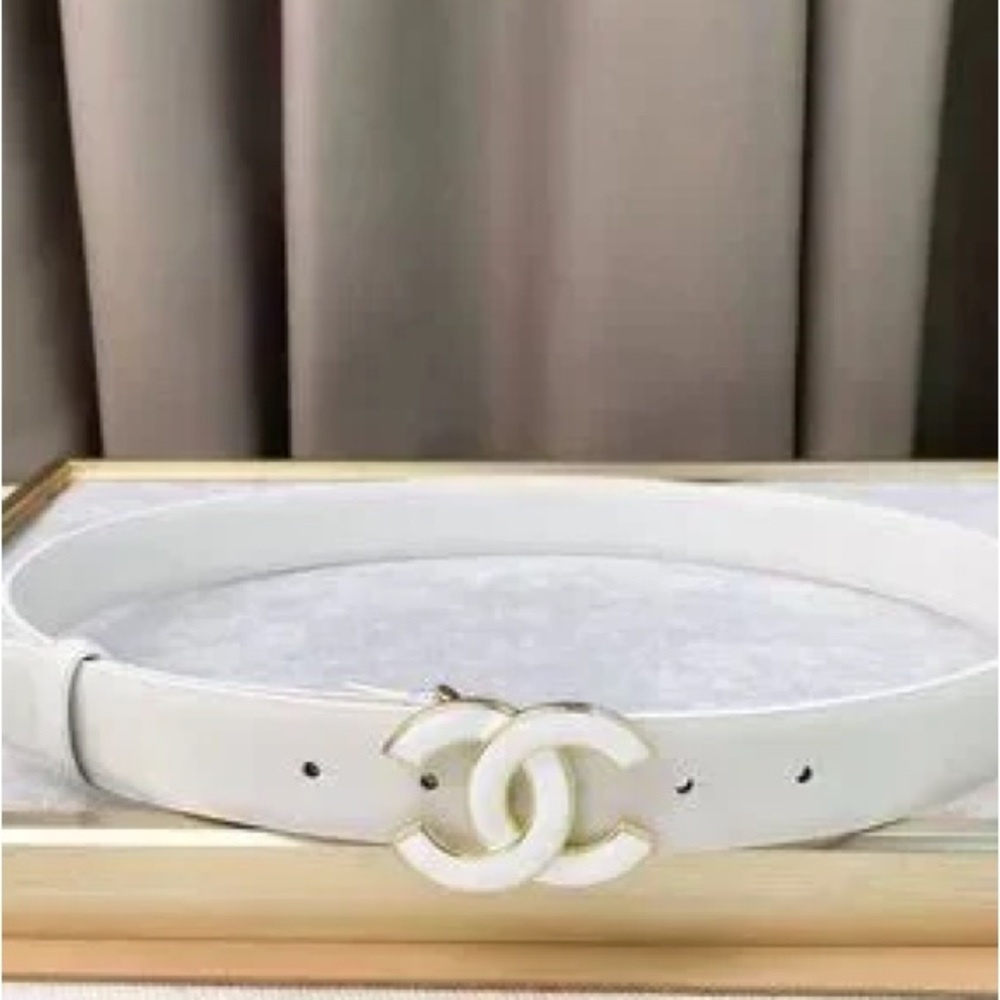 CHANEL White Women's Belt, Size 90 No scratches, what you see is what you get - Picture 4 of 5